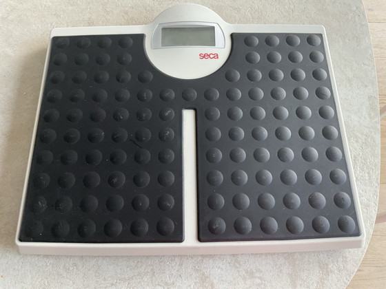 Seca digital personal scale as new up to 200 kg, Decorative Objects, rvs, Plastic, Black (photo 8 of 8)