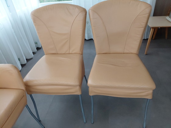 6 Dining chairs, 4 with armrests and 2 without armrests – Leather, Metal (photo 4 of 5)