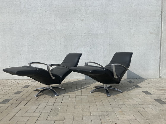 Image 1 of 2x black Jori Brainbuilder recliner Top condition!!! Medi Mono-move incl 1x elliptical pillow