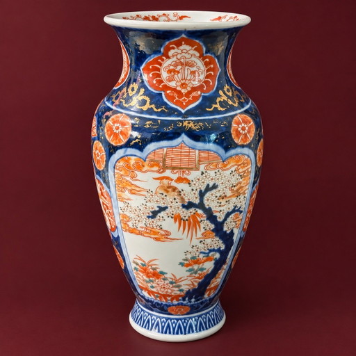 Beautiful Antique Japanese Imari Vase – Meiji Period (ca. 1900) – 31 cm