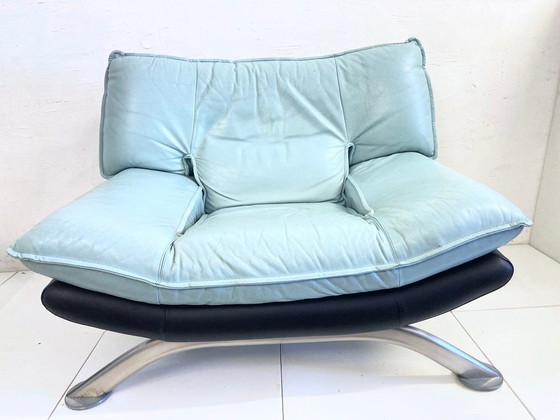 Image 1 of Postmoderne fauteuil met voetenbankje van Nicoletti Salotti jaren 80 ontwerp