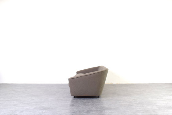 Image 1 of Ruimtevaart-achtige Duitse sofa uit de jaren 60.