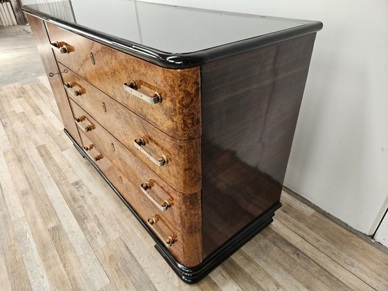 Image 1 of Buffet Art Déco des années 1950 en racine de bruyère et bois laqué, avec plateau en verre