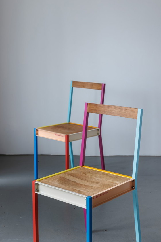 Image 1 of Ensemble de meubles modernes - table et chaises, design simple et chic par Klaus Ebbers