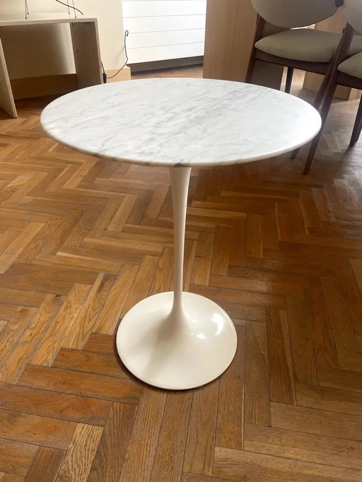 Bijzettafel Tulip in marmer van Eero Saarinen voor Knoll, 1970