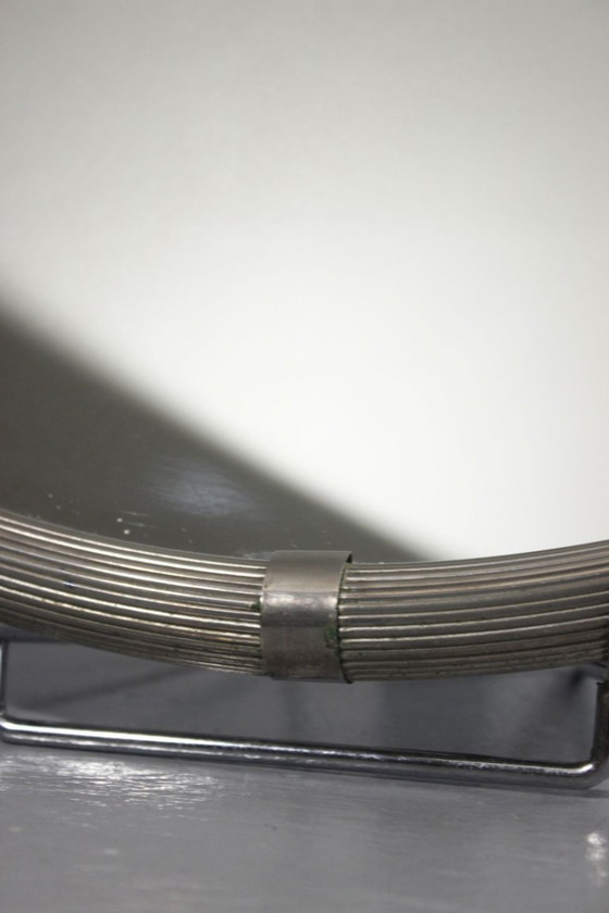 Image 1 of Vintage modernistische Art Deco spiegel en wandlampen, vernikkeld staal, jaren 1950