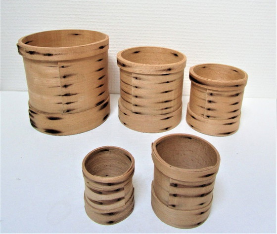 Image 1 of cinq boîtes gigognes bois patiné vintage