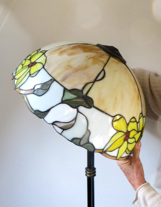Lampadaire style Tiffany avec vitrail, Verre, Métal, Jaune (photo 7 sur 7)
