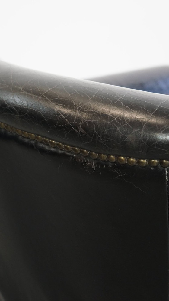Image 1 of Zwarte generfde rundleren armchair/ fauteuil 