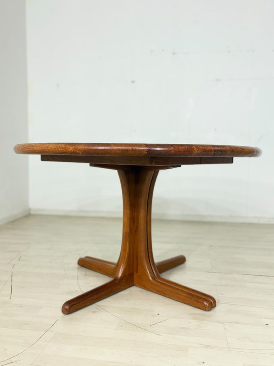 Image 1 of Tavolo da pranzo Dyrlund / tavolo in teak / tavolo da cucina / tavolo da pranzo vintage