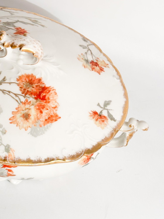 Pair of 1960s Hand-painted Limoges Porcelain Soup Tureens – Table accessories (photo 8 of 16)