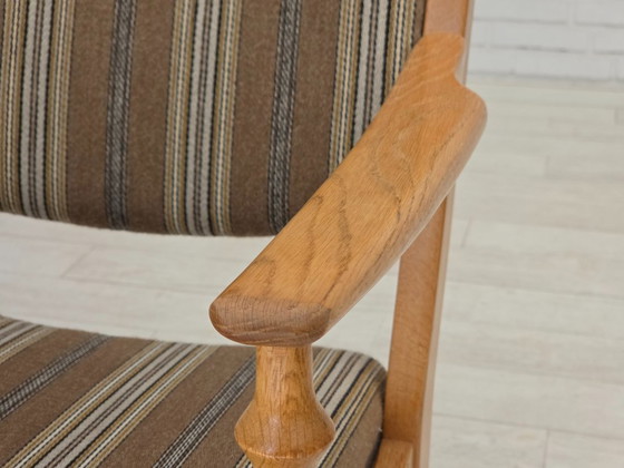 Image 1 of 1970, paire de fauteuils scandinaves, meubles en laine, bois de chêne massif.