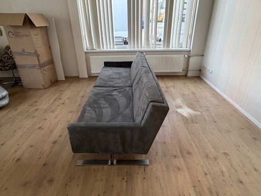 Ozenfant Sofa „Sedan“, 230 m breit. Nahezu neuwertiger Zustand.