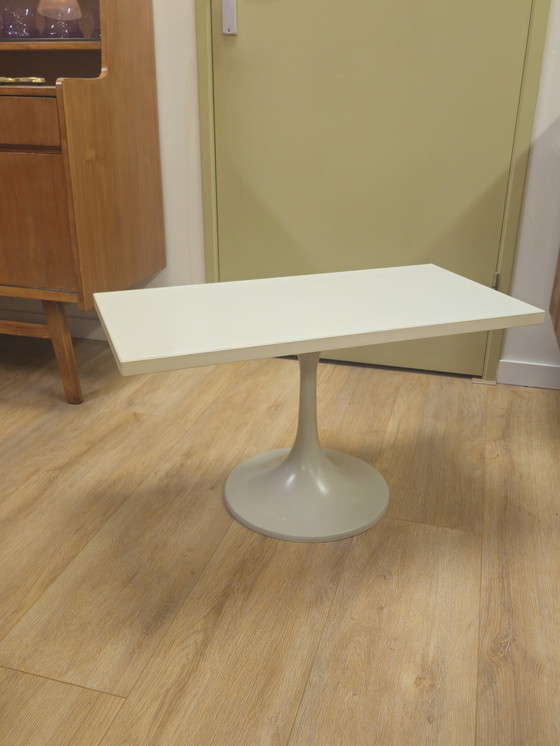 Image 1 of Tavolino da caffè Tulip vintage, tavolino laterale, bianco