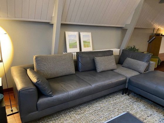 Image 1 of Design on Stock Bank Aikon Lounge