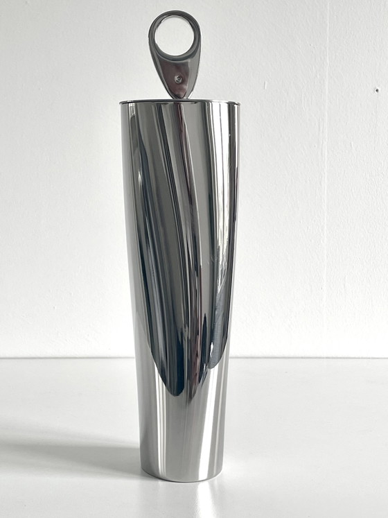 Alessi Cocktailshaker “Chiringuito” van Ron Arad. – Tafelaccessoires, Plastic, rvs (photo 2 of 26)