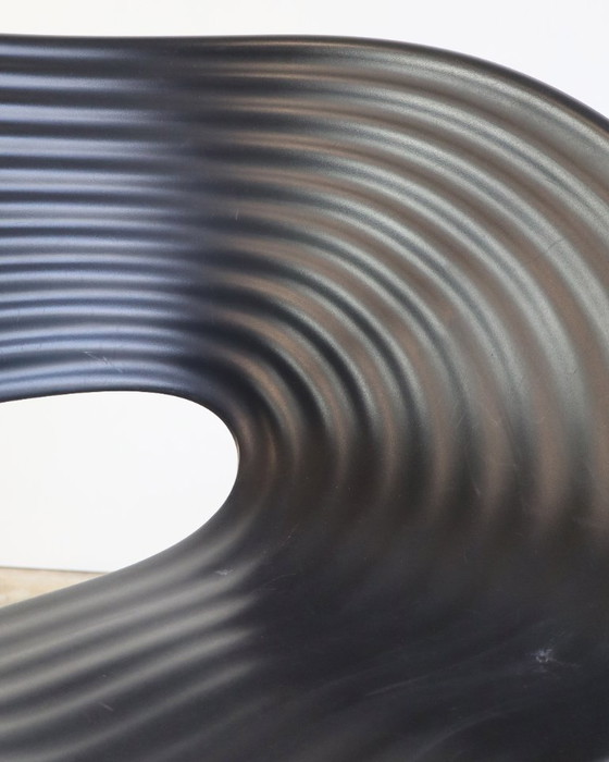 Image 1 of 5x Vitra Tom Vac Stuhl schwarz von Ron Arad