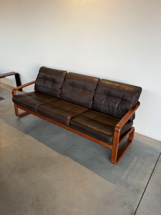 Holstebro Für HS Design, Dänemark 70er Jahre – HS Design Denmark, 3-5 Sitzer Sofas, Leather, Wood (photo 4 of 10)