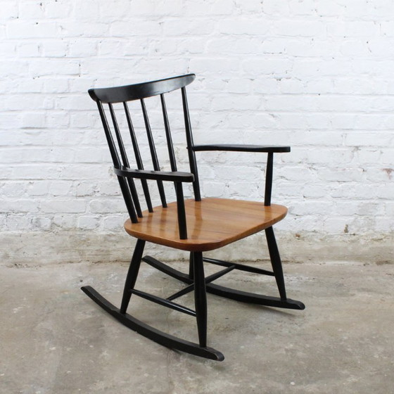 Image 1 of Sedia a dondolo vintage in stile scandinavo