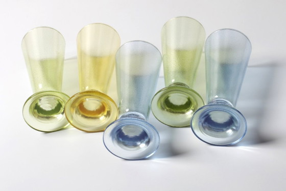 Set di 5 bicchieri da acqua colorati gialli, verdi e blu / Turchia / Anni 2000 – Bicchieri e caraffe, Glass (photo 8 of 10)
