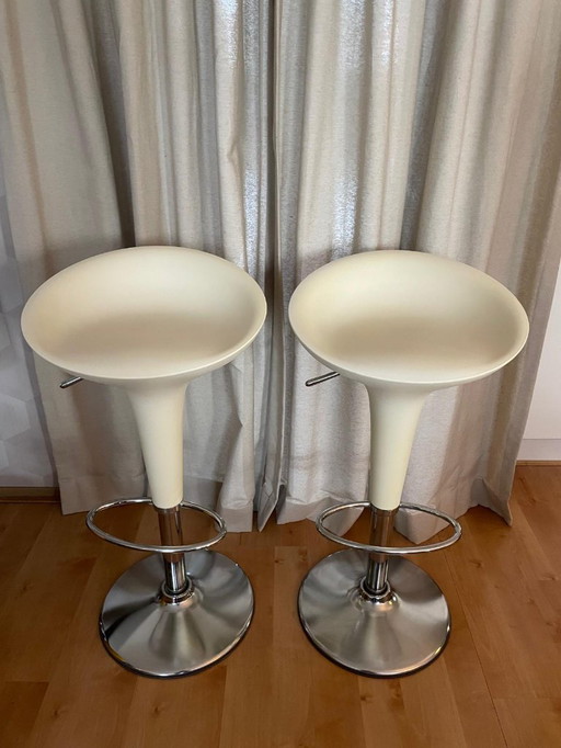 2x Magis Bombo Stool by Stefano Giovannoni (Ivory)