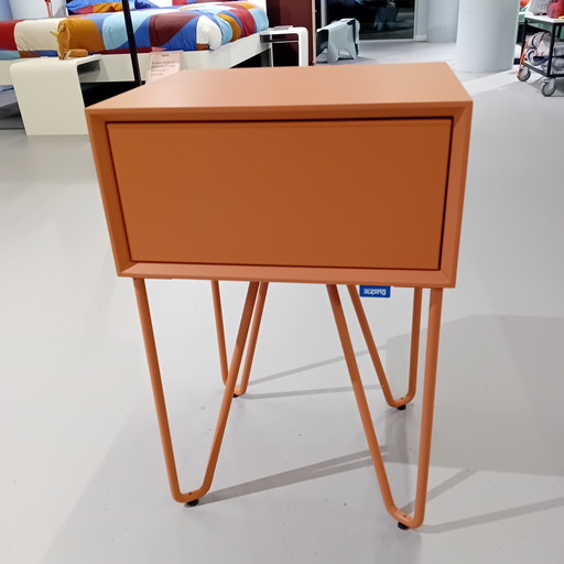 Mesita de noche Pixel Rojo Polvoriento