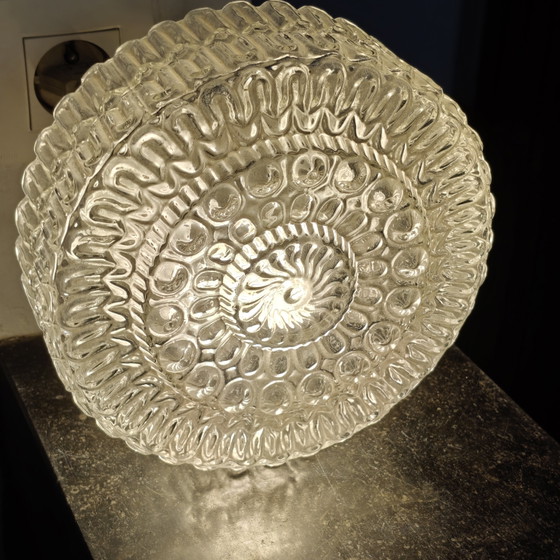 Image 1 of Plafonnier vintage en verre texturé | Lampe murale ou de plafond des années 1970