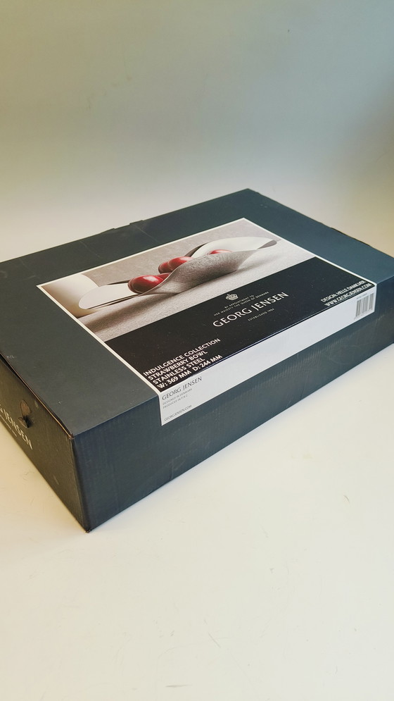 Image 1 of Helle Damkjær für Georg Jensen Erdbeerschale