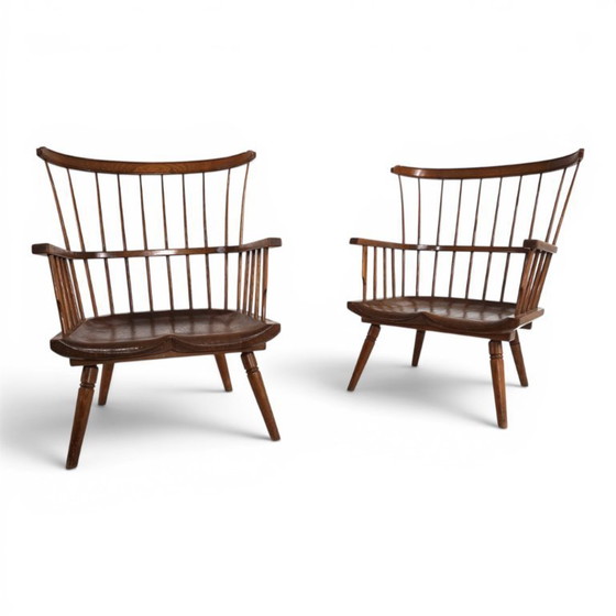 Image 1 of Par de sillones Windsor hechos a mano, Inglaterra, circa 1960.