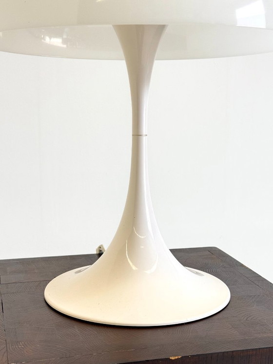 Image 1 of Louis Poulsen Panthella table lamp Verner Panton white