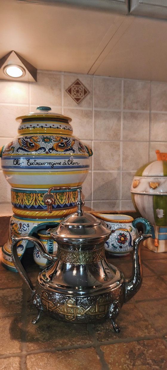 Marokkaanse/Arabische theepot van zilverkleurig metaal. Afmetingen op de foto, gewicht 800 gram. Hoogte 22 (photo 2 of 10)