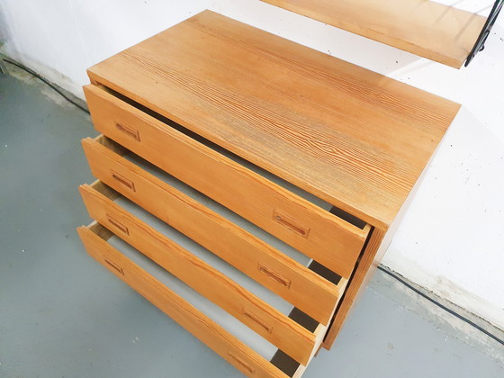 Image 1 of Nisse String für Strinning Wandschrank aus Kiefernholz, Schweden 1960er Jahre