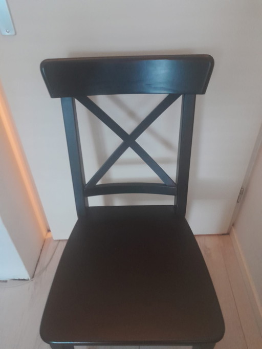 Sedie da pranzo in legno nero offerte come set