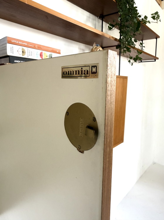 Image 1 of Vintage modulair teakhouten wandsysteem, Omnia ‘60