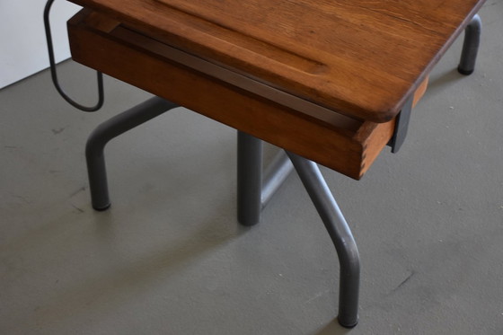 Image 1 of Pupitre d'écolier original français, design des années 1930, style industriel vintage