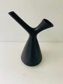 Annaffiatoio di design Elho Plunge – Robert Bronwasser – nero