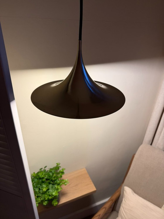 Image 1 of Vintage messing hanglamp Fog & Mørup | Deense mid-century moderne "heksenhoed" plafondlamp