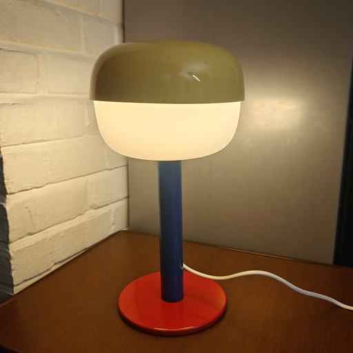 Lampada da tavolo postmoderna IKEA unica nel suo genere: gialla, blu e rossa, in stile Memphis. – tafellampen (photo 2 of 8)