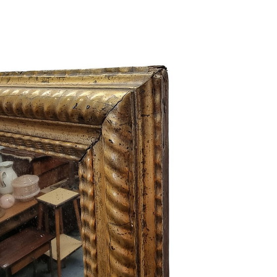 Antiker französischer vergoldeter Spiegelrahmen mit Wellenmuster, Ende des 19. Jahrhunderts – Glass, Wood (photo 5 of 9)