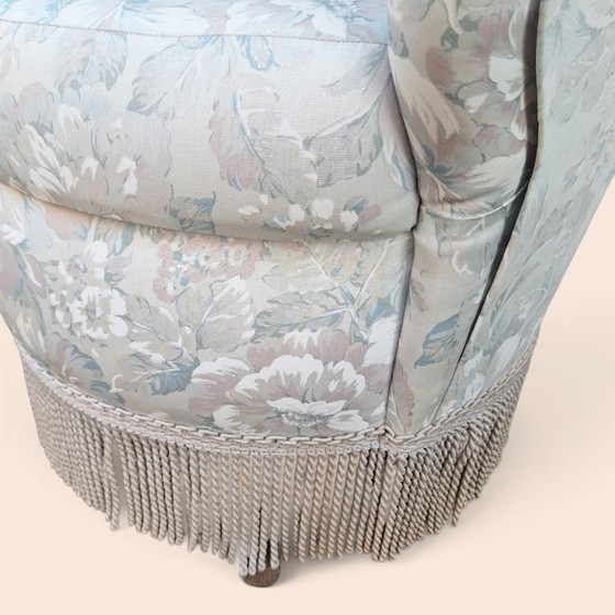 Vintage Armchair with Floral Print and Fringes, Wood, Cotton, White (photo 5 of 6)