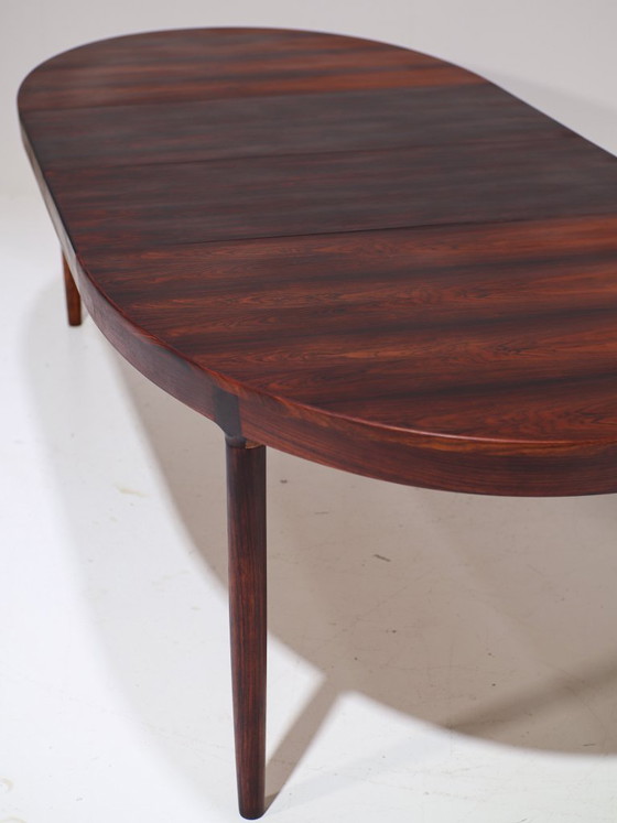 Image 1 of Table de salle à manger ovale extensible Harry Østergaard en palissandre, années 1960