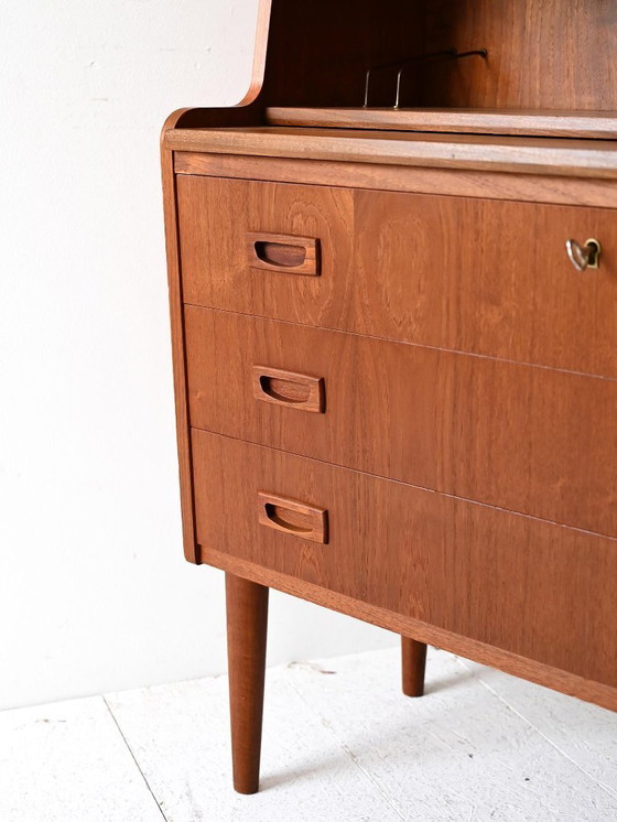 Image 1 of Secretaire scandinavo in teak del 1960 con maniglie scolpite