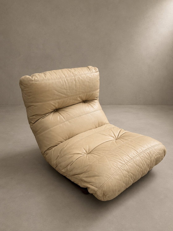 Image 1 of Fauteuil Ligne Roset Marsala