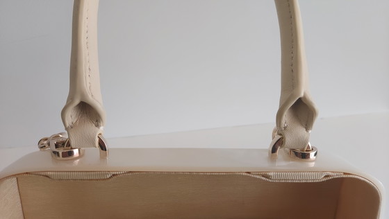 Image 1 of Estuche pequeño con efecto perla de Simone Rocha