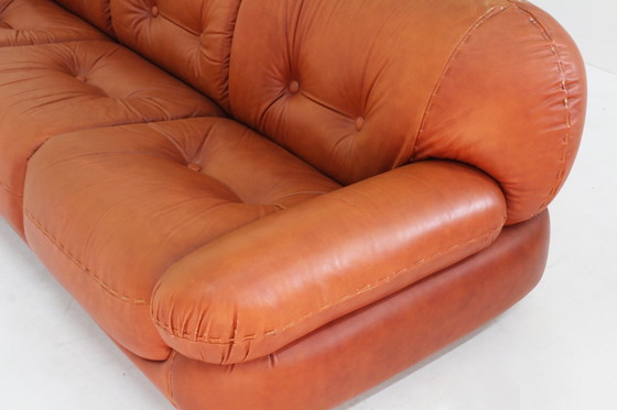 Image 1 of Canapé vintage en cuir cognac Sapporo Mobil Girgi années 1970