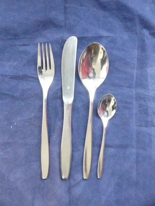 Service de couverts WMF Modèle Hamburg 24 pièces 6 personnes Argent 90 WO3aeb