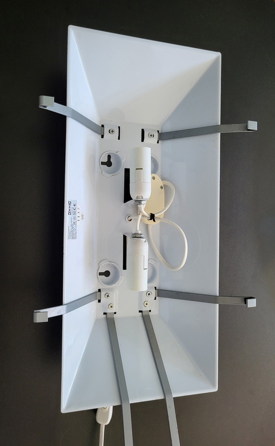 Image 1 of Lampada da parete vintage IKEA, modello Gyllen Eye Exam, oggetto da collezione.