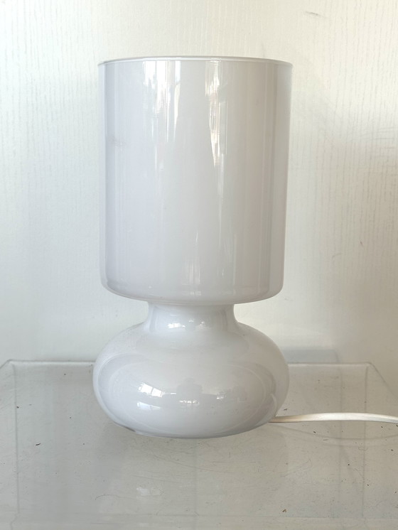 Image 1 of vintage witte IKEA Lykta mushroom tafellamp van handgemaakt opaalglas lamp