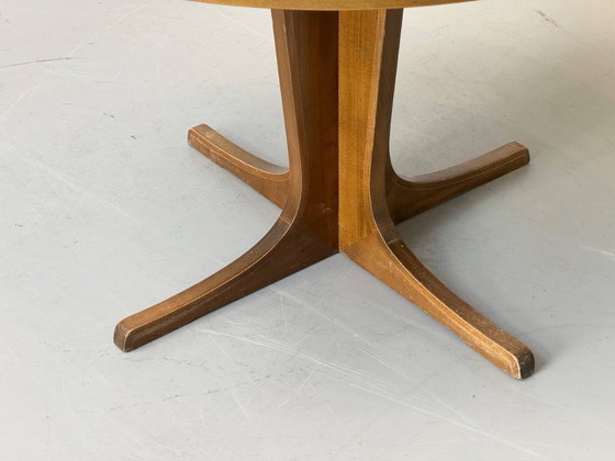 Image 1 of Extendable round table made of walnut wood, 1960s
