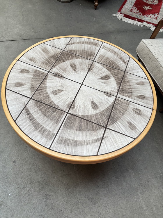 Image 1 of 1960s Mid Century Danish Modern Coffee Table Round